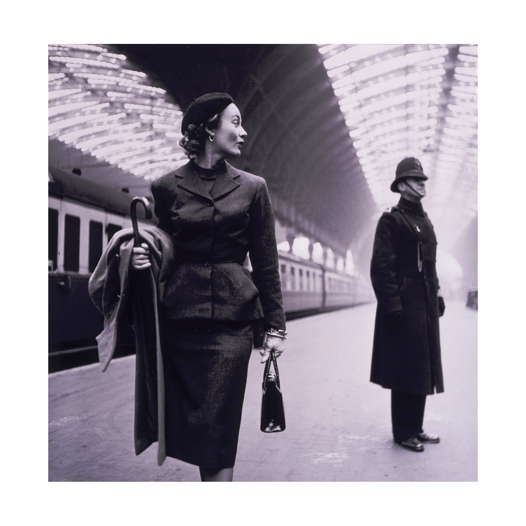 Toni Frissell - Paddington Station, 1947