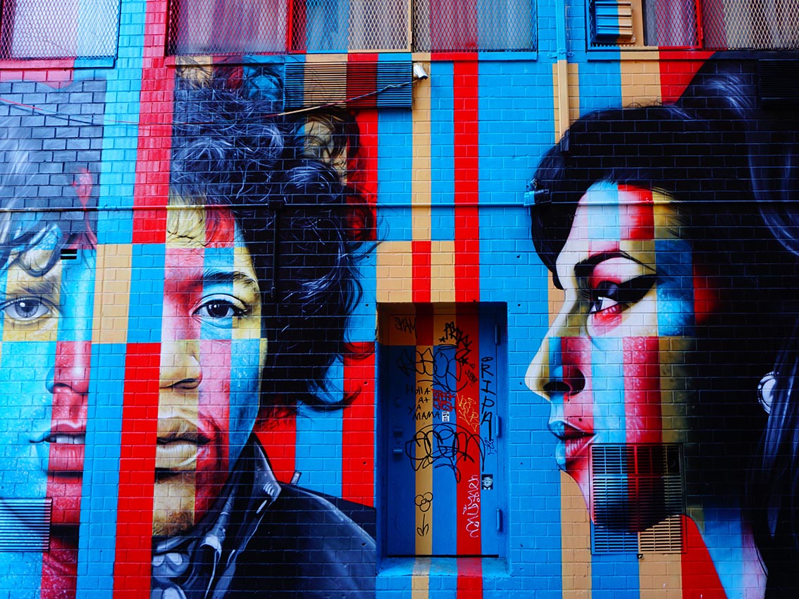 Street Art - Whinehouse x Hendrix