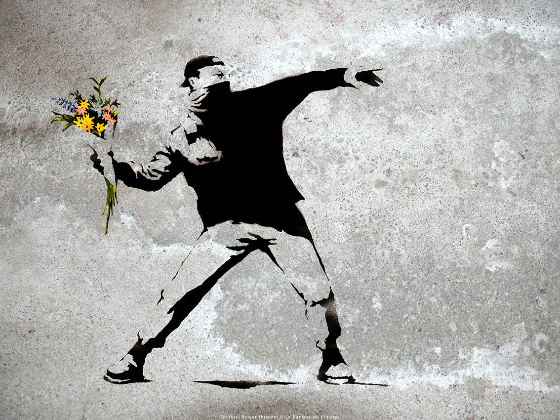 Banksy - Flower Thrower / Love is in the air