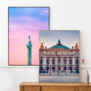 2 affiches : Paris