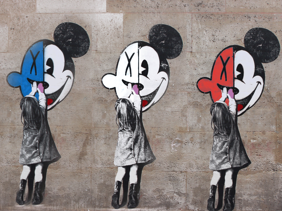 Street Art - Mickey Mouse girls